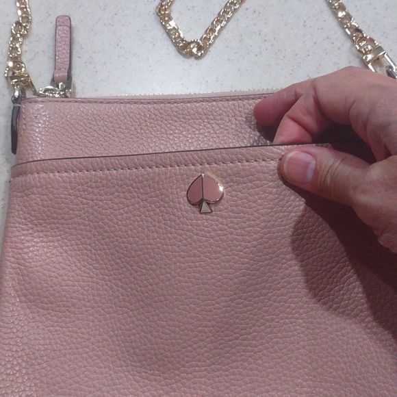 Kate Spade Pink Pebble Leather Crossbody Bag with Gold-tone link Chain Strap - Picture 3 of 16